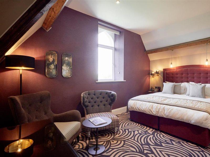 Oddfellows On The Park Cheadle  Exterior foto A bedroom at The Ivy Hotel